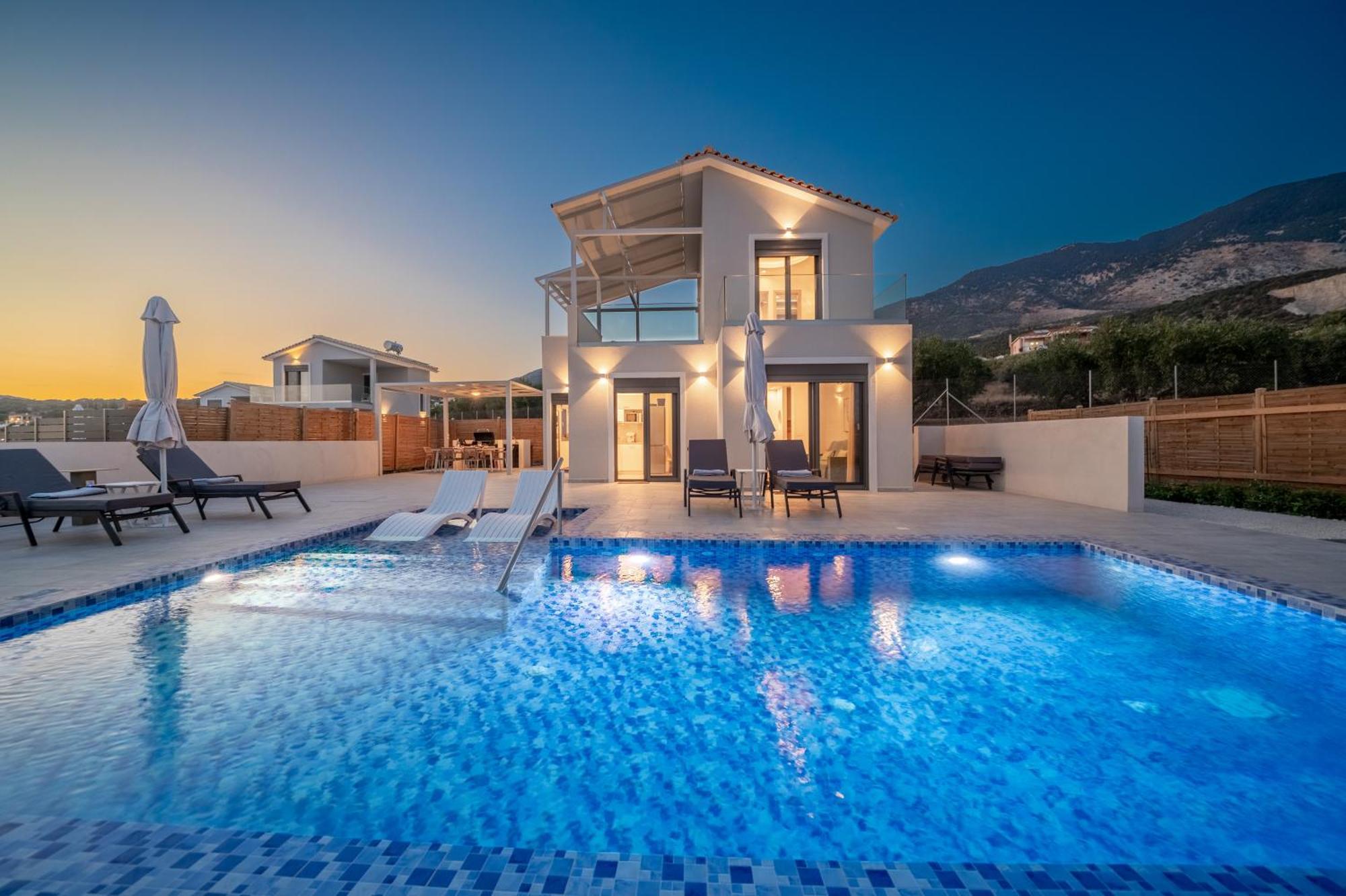 Villa Endless Blue Private Club Trapezaki (Kefalonia)