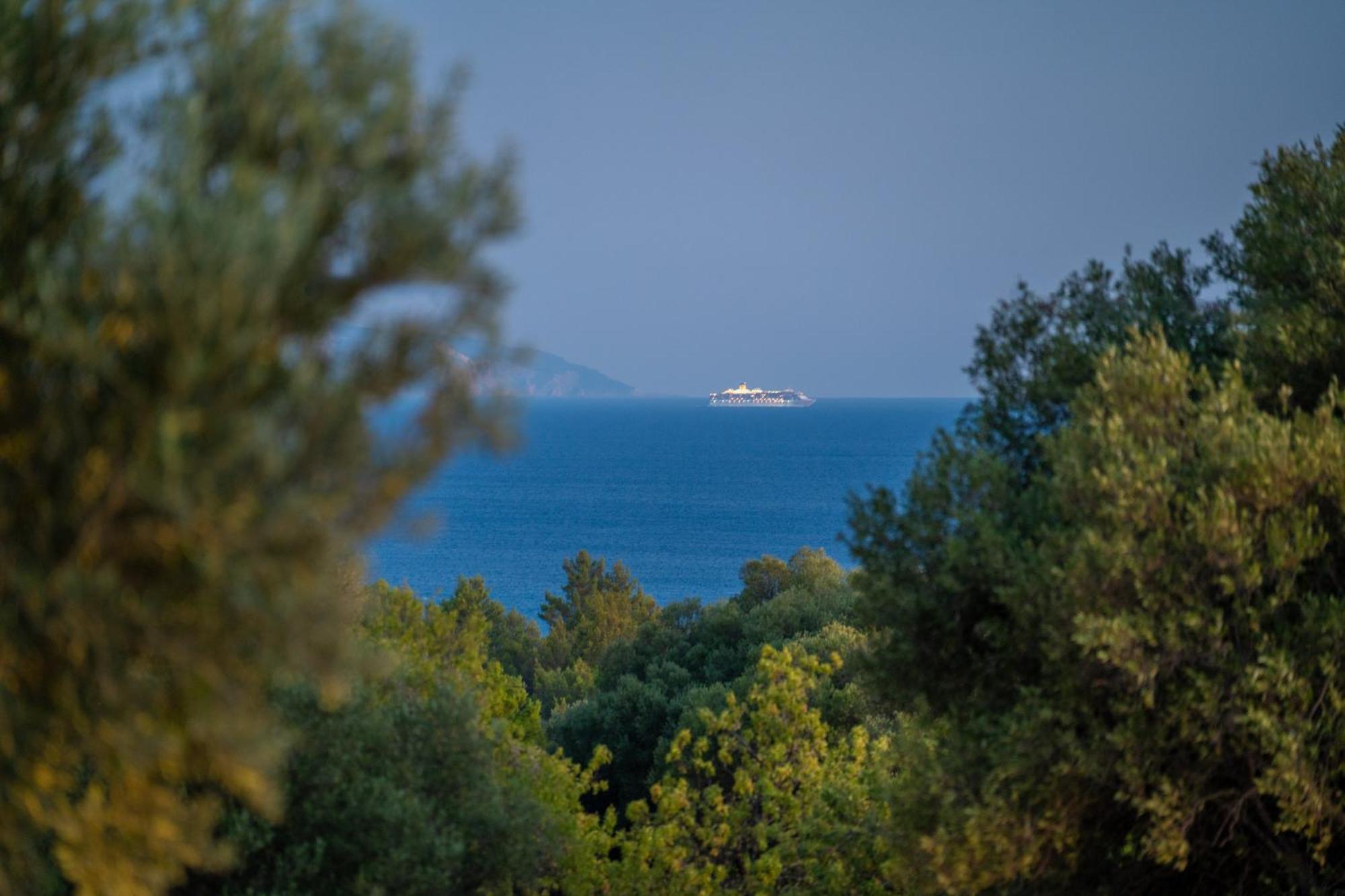 Endless Blue Private Club *