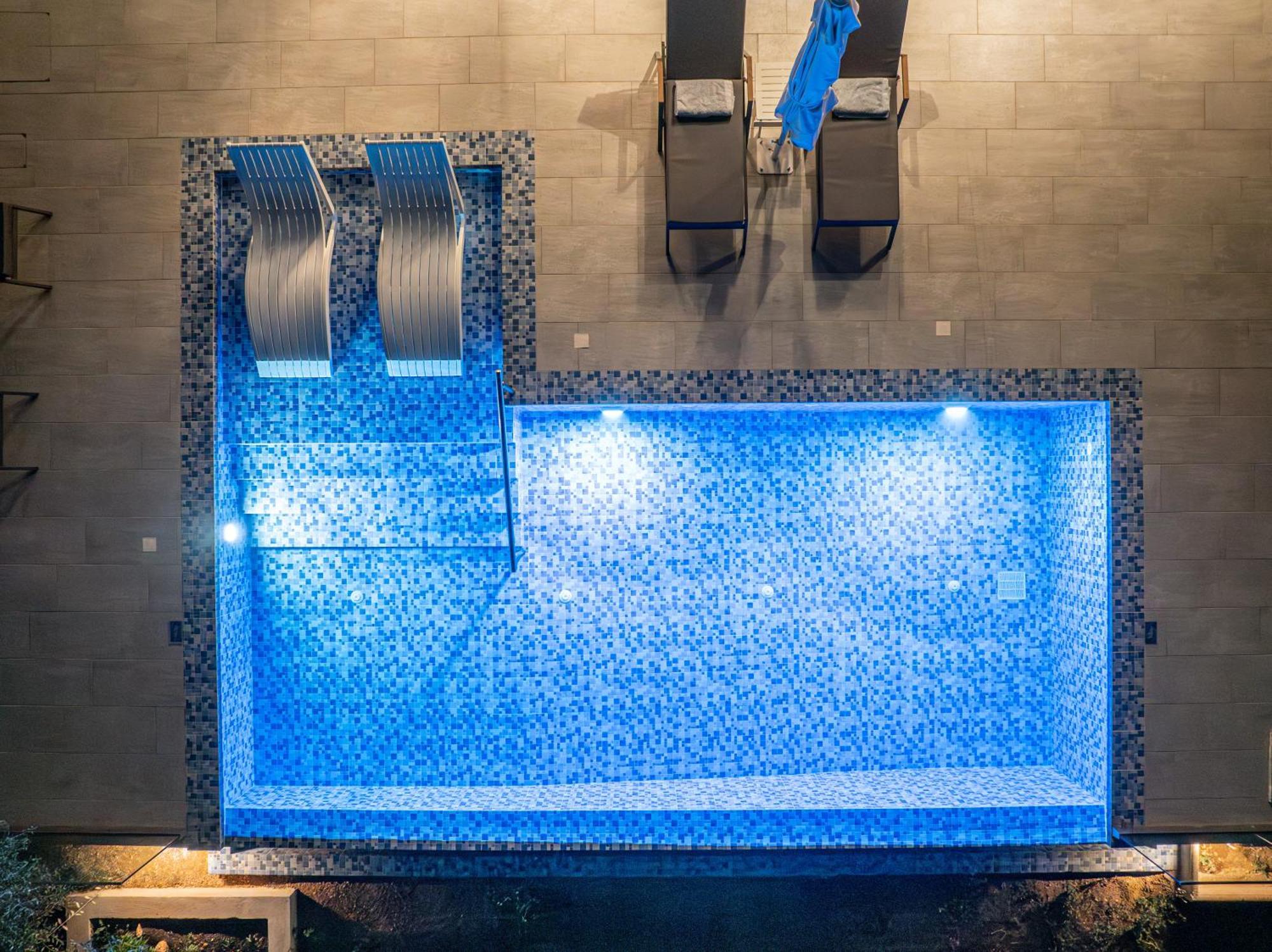 Endless Blue Private Club