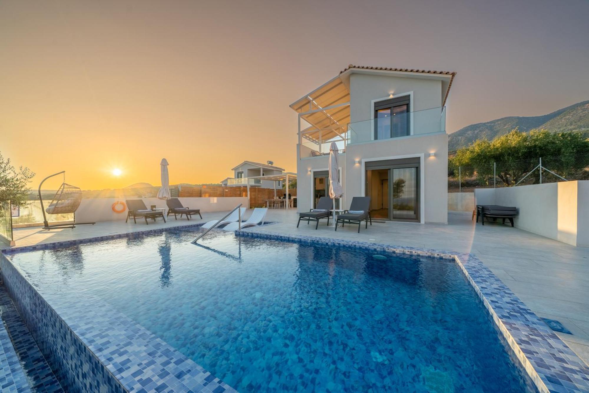Endless Blue Private Club Villa *